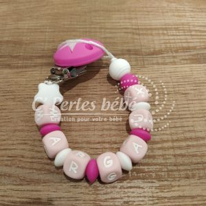 Attache tétine girly