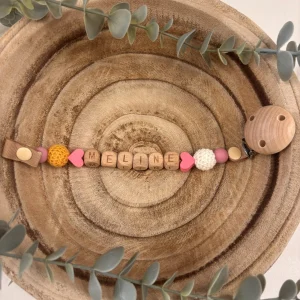 Attache tétine coeur framboise et rose thé