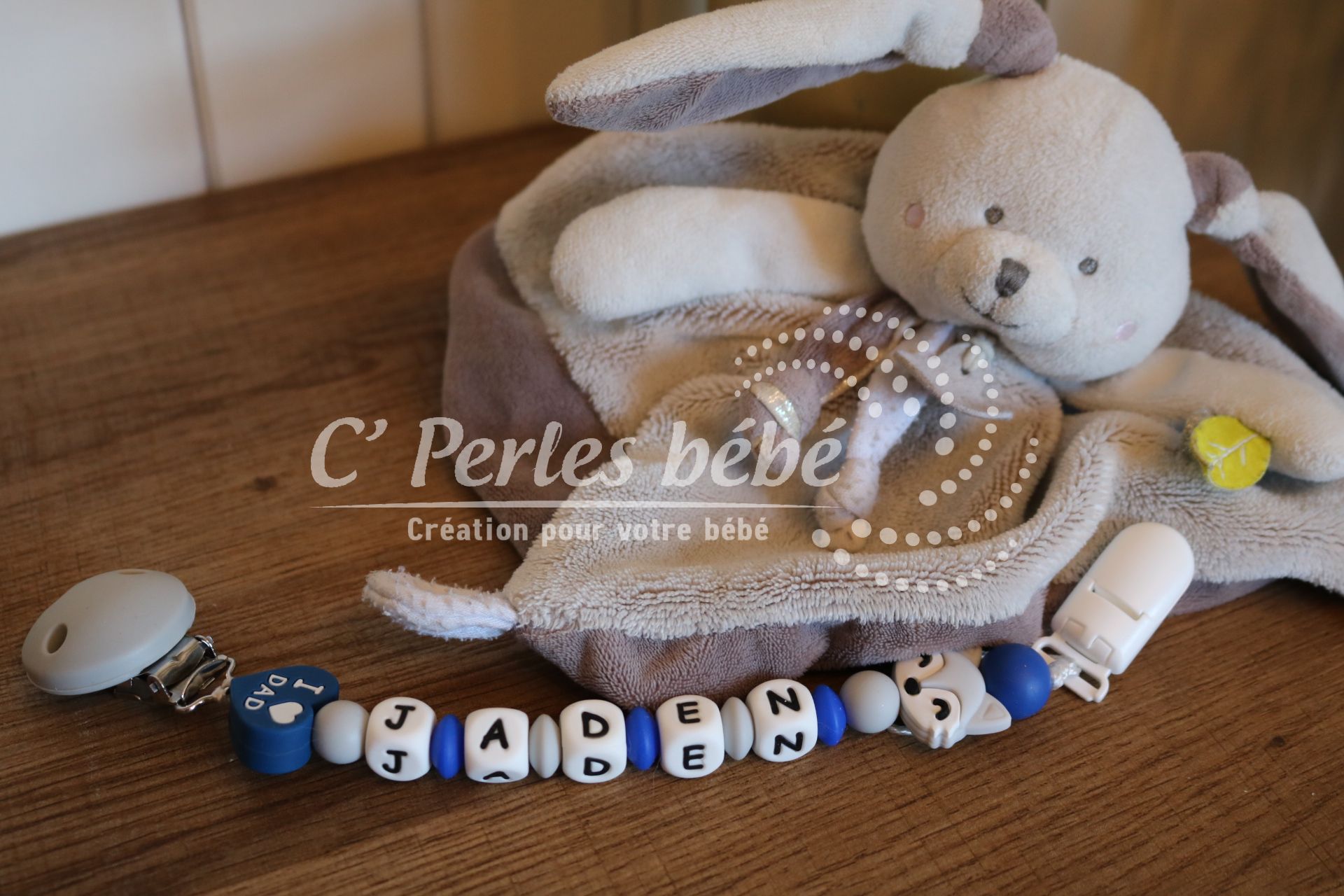 Attache doudou renard