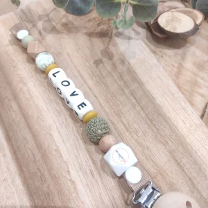 Attache tétine Love