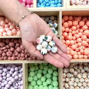 Lot de 10 perles douceur fleurie