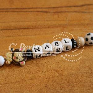 Attache tétine / doudou baby foot