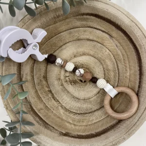 Jouet à suspendre anneau en bois