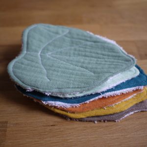 Lingettes zéro déchet en forme de feuille