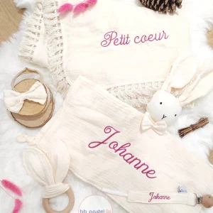 Coffret Maxi Lapin crème personnalisés – prénom brodé