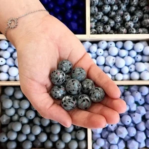 Perle confettis gris – existe en plusieurs formes