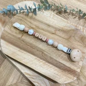 Attache tétine vieux rose