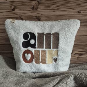 Trousse Valentine Moumoute Ecrue « Amour » – Taille L