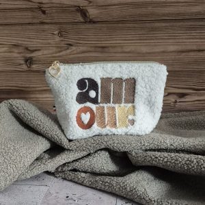 Trousse Valentine Moumoute Ecrue « Amour » – Taille S