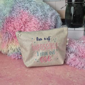 Trousse Valentine Velours « Ose » – Taille M